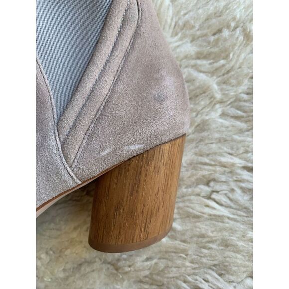 Bernardo Ferris Suede Pointed Toe Bootie Beige Size 9.5 - Picture 7 of 12